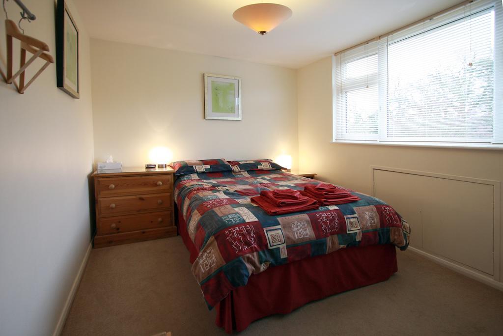 קמברלי Abacus Bed And Breakfast, Blackwater, Hampshire חדר תמונה